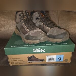 Eddie Bauer Men's Brown Outdoor Boots - MISSING EYELET